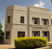 The Playhouse Hotel - Foster Accommodation
