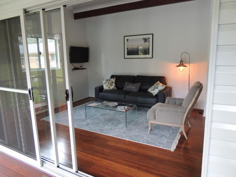 The Pouch B & B - Foster Accommodation 3