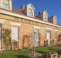 The Racecourse Inn - Foster Accommodation