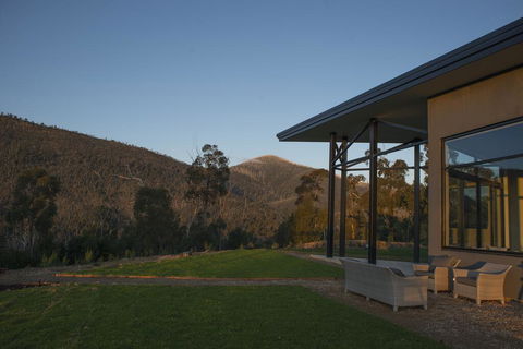 The Retreat - Foster Accommodation 0
