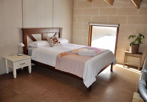 The Shouse - Durrants Lookout - Foster Accommodation 2