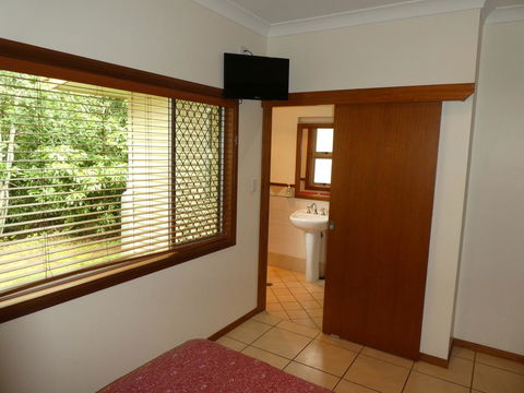 The Summit Rainforest Retreat - Foster Accommodation 3