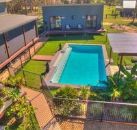 The Zen Den Adults Only - Foster Accommodation