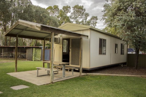 Time Out Holiday Park - Foster Accommodation 0