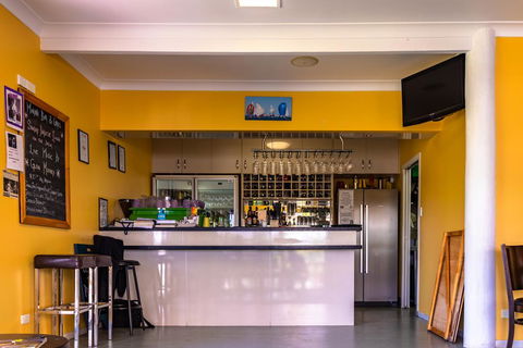 Tin Can Bay Marina Villas - Foster Accommodation 1