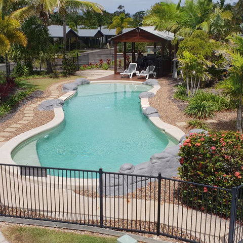 Tin Can Bay Marina Villas - Foster Accommodation 2