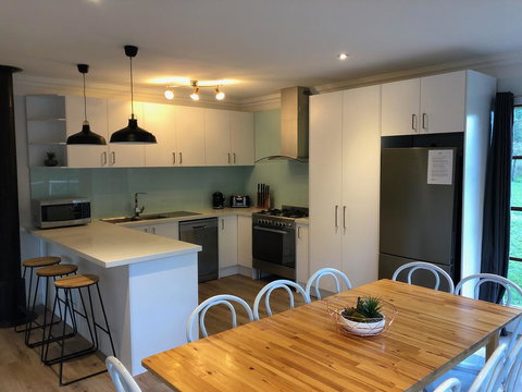 Toorongo River Chalets - Foster Accommodation 1