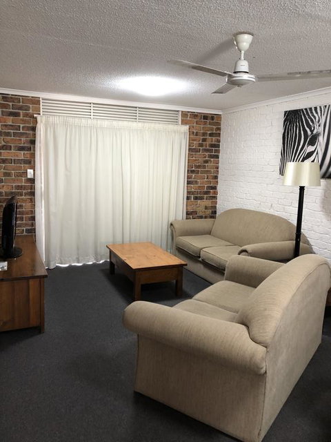 Toowong Villas - Foster Accommodation 1