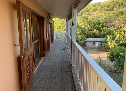 Tropical Styling - Foster Accommodation 2