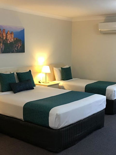 Tuckerbox Motor Inn - Foster Accommodation 1