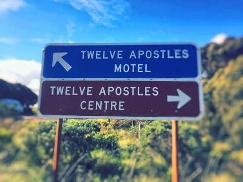 Twelve Apostles Motel & Country Retreat - Foster Accommodation 1