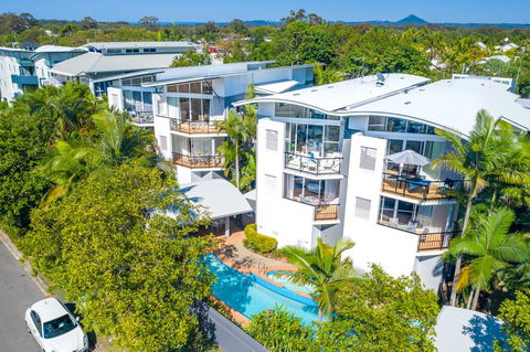 Twin Quays Noosa - Foster Accommodation 0