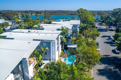 Twin Quays Noosa - Foster Accommodation 2