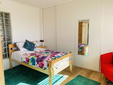 Two Dams Estate - Retreat & Relax - Foster Accommodation 3