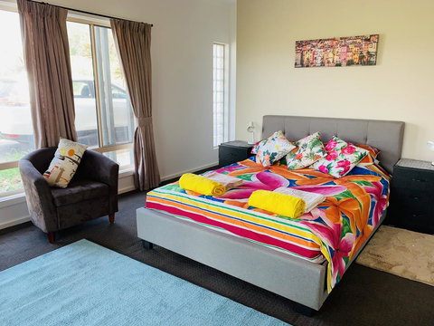 Two Dams Estate - Retreat & Relax - Foster Accommodation 0