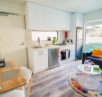 U1 Brunswick Living brand new apartment close to Airport and CBD - Foster Accommodation