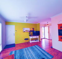 Unique Bouvard Beach House Mandurah - Foster Accommodation