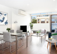 Urban Rest - Riley St - Foster Accommodation