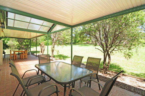 Valley Haven - 3 Bedrooms Close To The Village! - Foster Accommodation 2