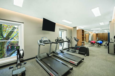 Vibe Hotel Melbourne - Foster Accommodation 2