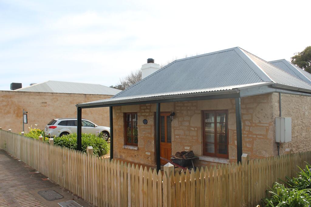Nora Creina SA Foster Accommodation