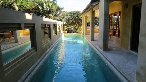 Victoria's At Wategos - Foster Accommodation 3