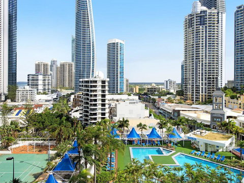 View - In Heart Of Surfers Paradise - Foster Accommodation 0