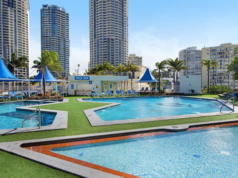 View - In Heart Of Surfers Paradise - Foster Accommodation 1