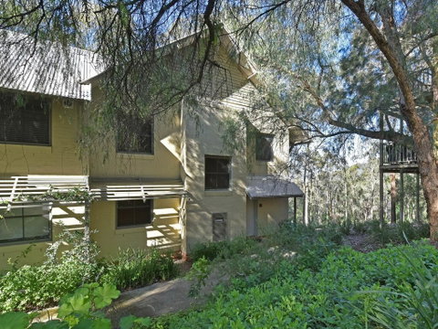 Villa 2br 540 Greenview Resort Condo Located Within Cypress Lakes Resort Nothing Is More Central - Foster Accommodation 2