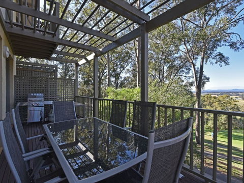 Villa 2br 540 Greenview Resort Condo Located Within Cypress Lakes Resort Nothing Is More Central - Foster Accommodation 1
