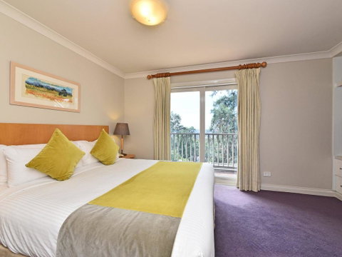 Villa 2br Vermentino Resort Condo Located Within Cypress Lakes Resort (nothing Is More Central) - Foster Accommodation 3