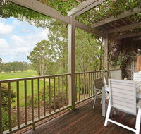 Villa 2br Vermentino Resort Condo located within Cypress Lakes Resort nothing is more central - Foster Accommodation