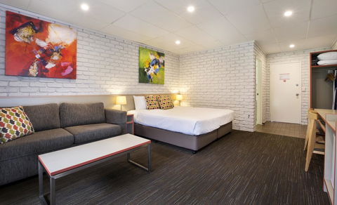 Villa Noosa Hotel - Foster Accommodation 3