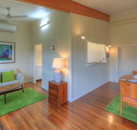 Village Stays Coldstream Gallery Apartment - Foster Accommodation