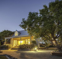 Vineyard Cottages