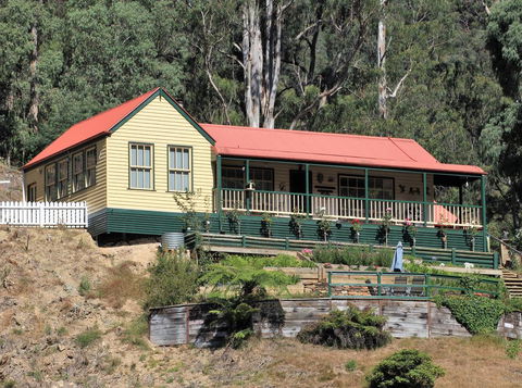 Walhalla Wild Cherry - Foster Accommodation 0