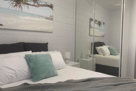 Walk To Lamberts Beach With Wi-fi And Netflix - Foster Accommodation 1