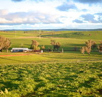 Wantana Cottage Farmstay - Foster Accommodation