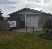 Waratah Falls Holiday Unit - Foster Accommodation