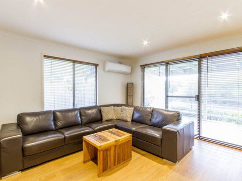Perfect For Family Fun - Foster Accommodation 3