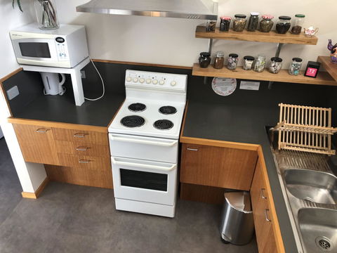 The PC Cottage - Foster Accommodation 18