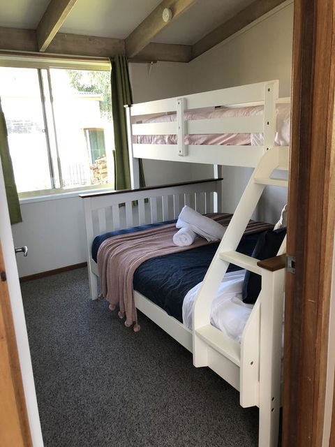 The PC Cottage - Foster Accommodation 14