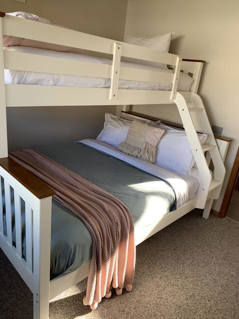 The PC Cottage - Foster Accommodation 3