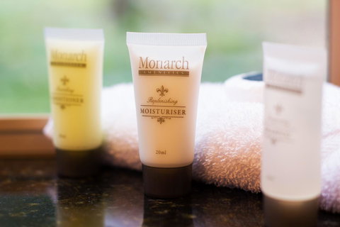 Marwood Villas - Foster Accommodation 11