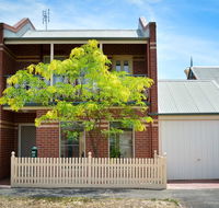 Turner Terrace - Foster Accommodation