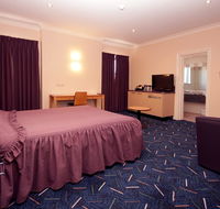 Mitchell River Tavern - Foster Accommodation