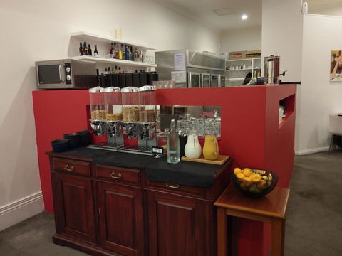 Ansonia On Lydiard - Foster Accommodation 15