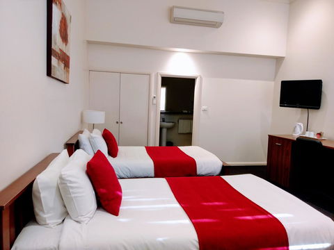 Ansonia On Lydiard - Foster Accommodation 24