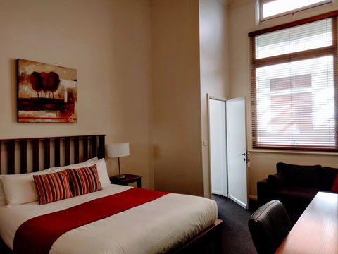 Ansonia On Lydiard - Foster Accommodation 43