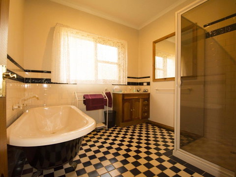 Angel's Rest - Foster Accommodation 6